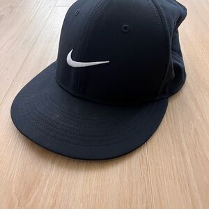 Nike Black and White Sports Cap